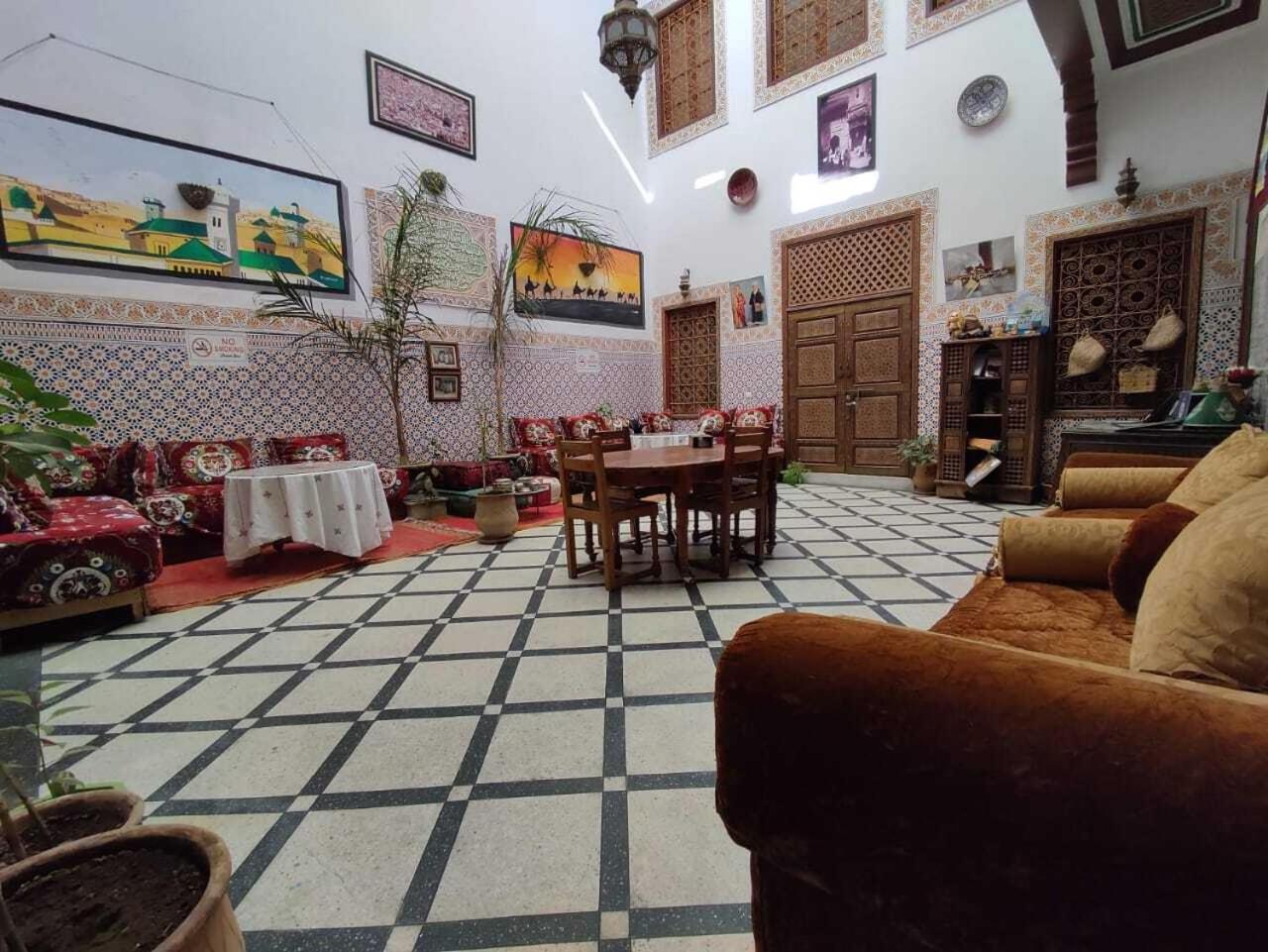 Dar Ahl Tadla Hotell Fès Exteriör bild