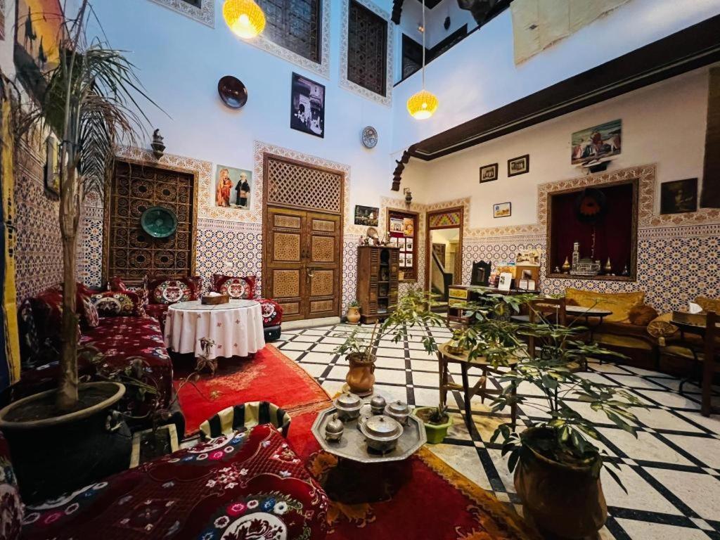 Dar Ahl Tadla Hotell Fès Exteriör bild