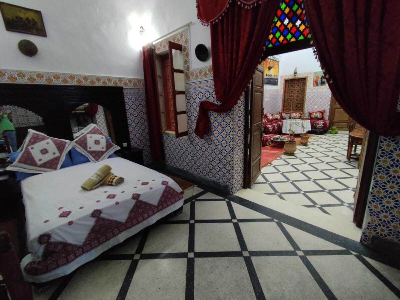 Dar Ahl Tadla Hotell Fès Exteriör bild